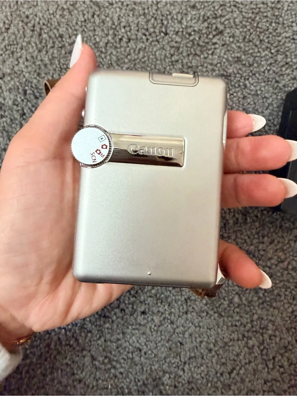 Canon compact digital